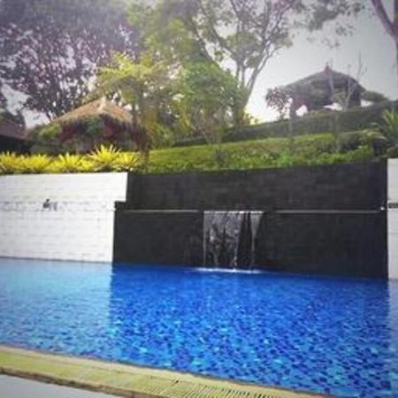 La Oma Hotel Lembang Buitenkant foto