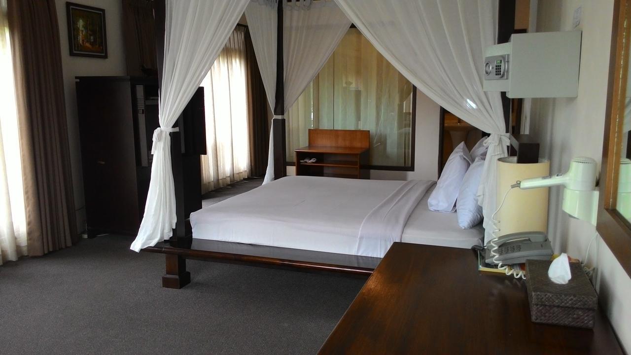 La Oma Hotel Lembang Buitenkant foto