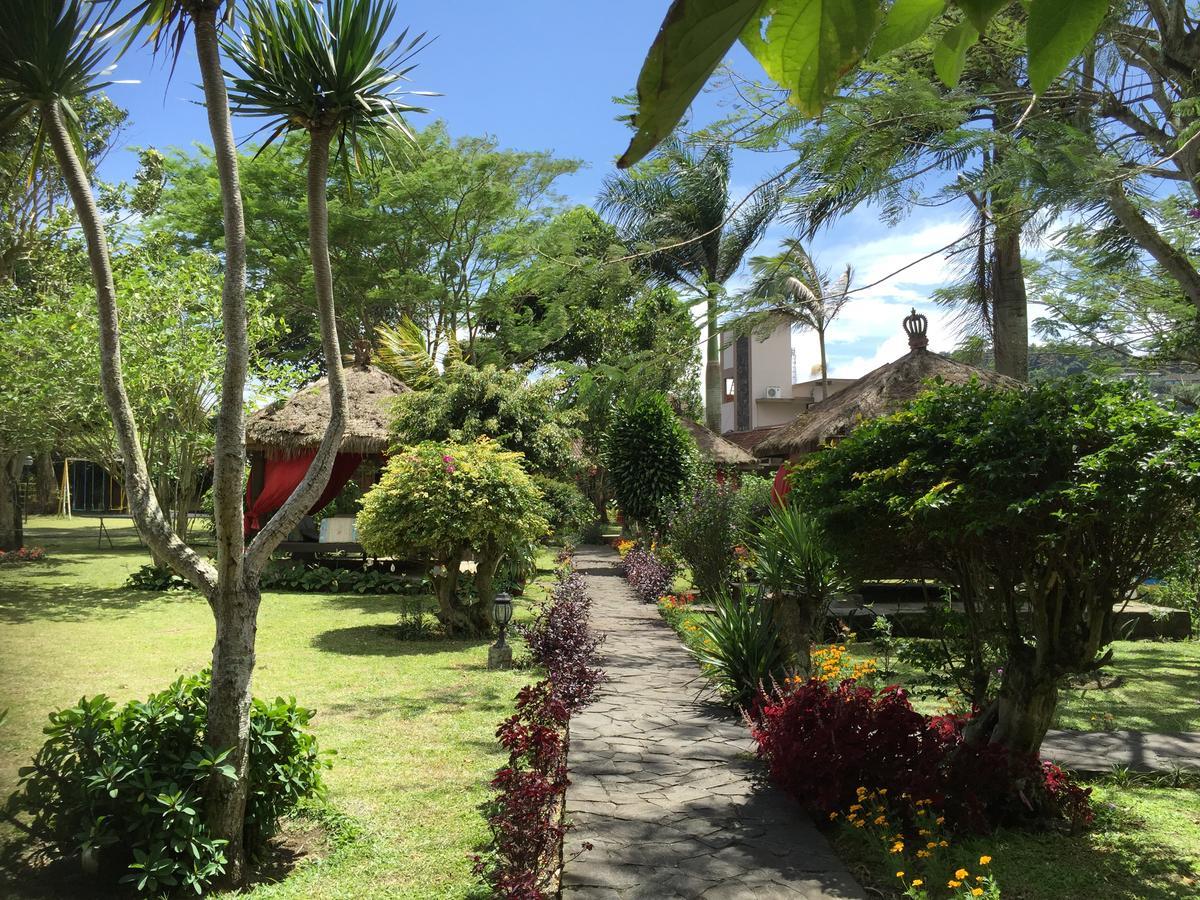 La Oma Hotel Lembang Buitenkant foto